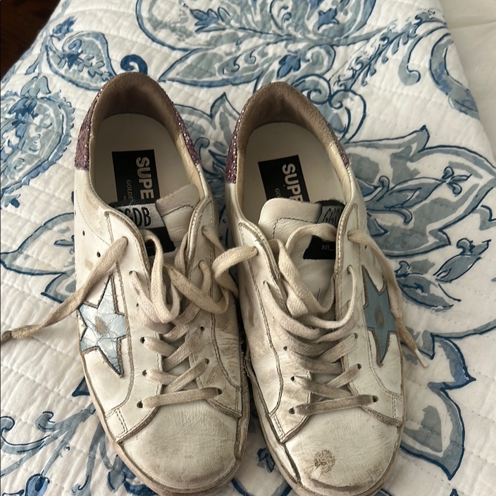COPY - Golden Goose Distressed White Sneakers with Blue Star